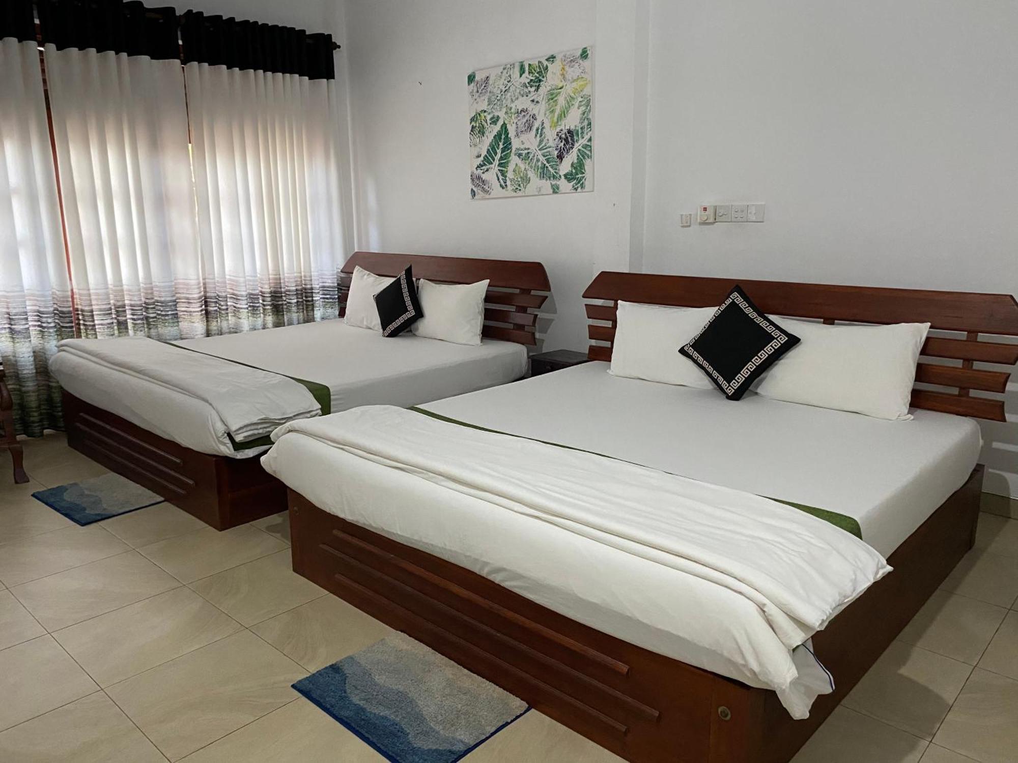 Why Not Palace Anuradhapura Exterior foto