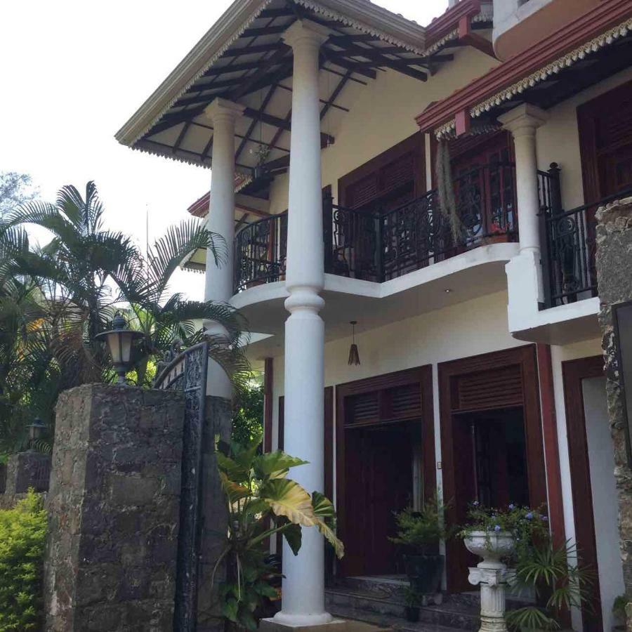 Why Not Palace Anuradhapura Exterior foto